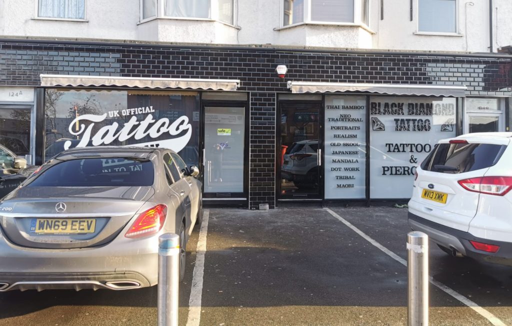 Book Piercing Courses Tattoo Apprenticeship UK Official Tattoo Academy